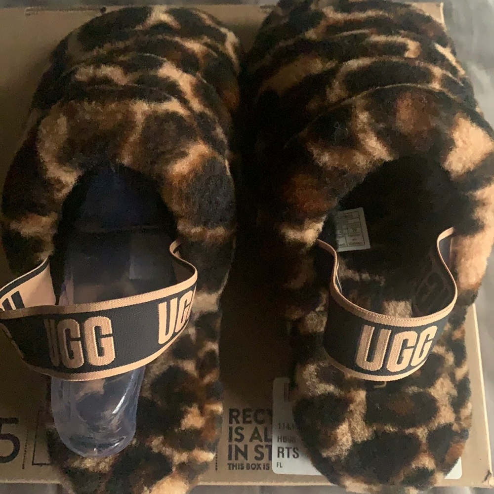 Ugg Slipper - image 1